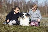 ENFANT ET CHIEN 219
